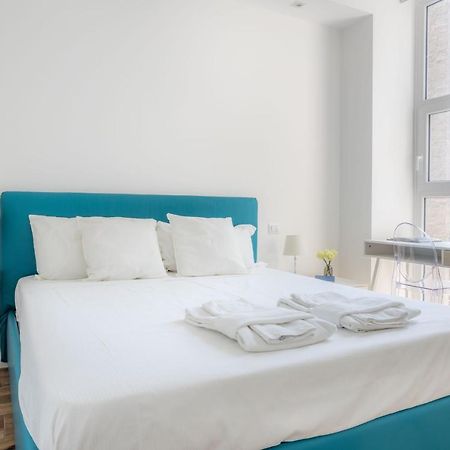 Sunlit 1 Bedroom Apt Via Pirelli Milano Eksteriør billede